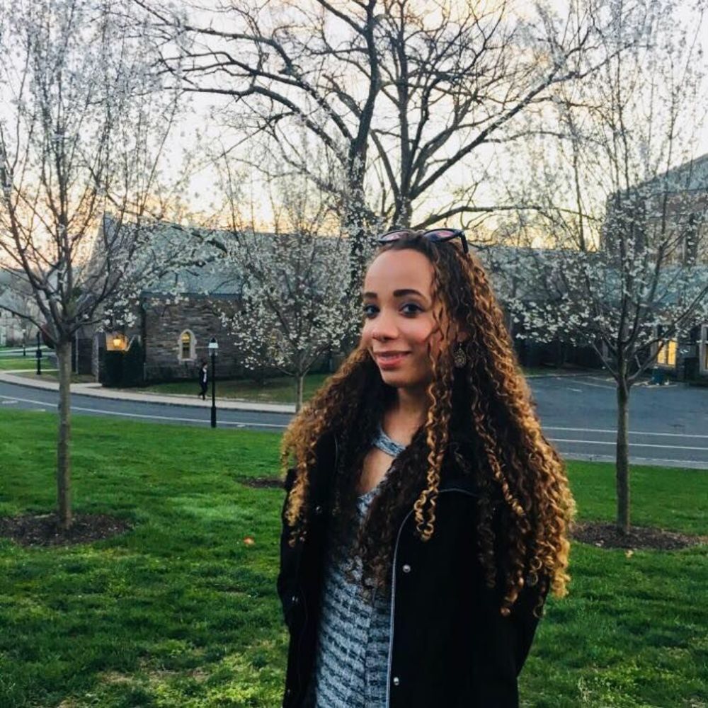 Meet your Posher, Michaela